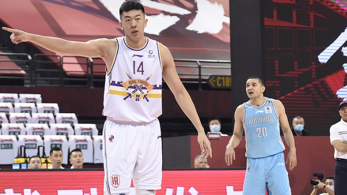 西热力江率领辽宁男篮一骑绝尘，实现六连胜