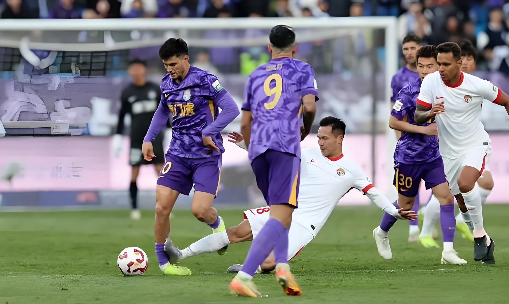 只用本土球员的足球队